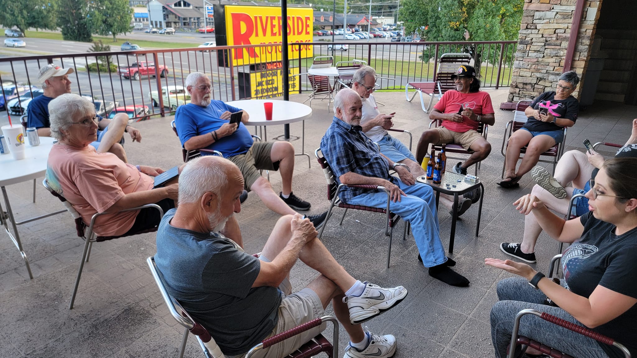 Riverside Motor Lodge